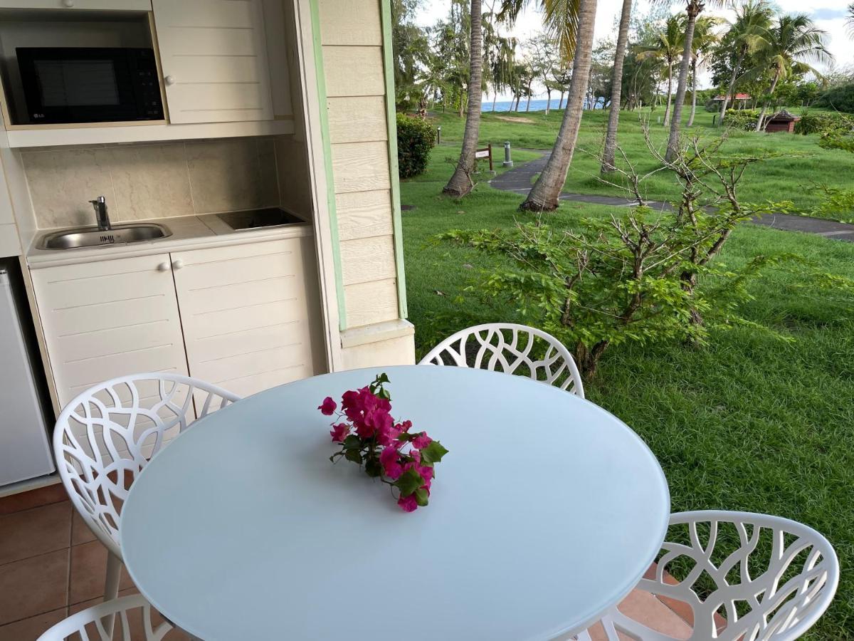 Sur La Plage, Village Vacances Sainte-Anne Экстерьер фото